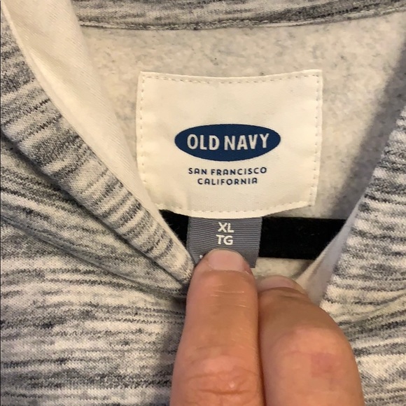 🔥3/$25 Old navy hoodie - Picture 2 of 2